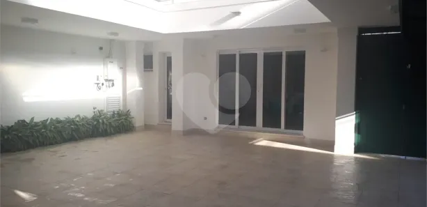 Casa de Vila com 4 Quartos para venda ou aluguel, 270m² no Jardim Luzitânia, São Paulo