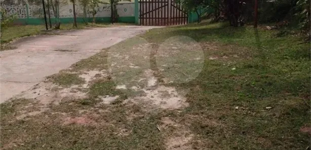 Fazenda / Sítio / Chácara com 8 Quartos à venda, 1000m² no Parque Piratininga, Itaquaquecetuba