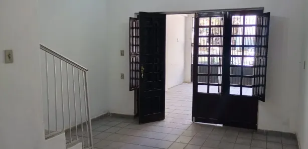 Casa com 3 Quartos para alugar, 100m² no Centro, Jaboatão dos Guararapes