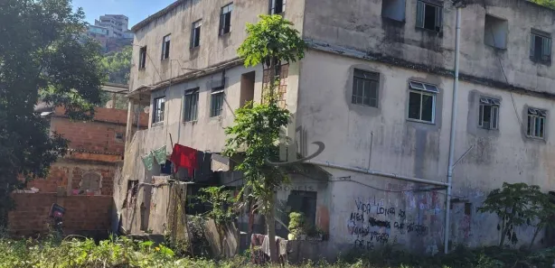 Prédio Inteiro à venda, 55m² no Vila Nova, Barra Mansa