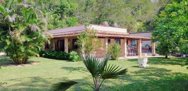 Fazenda / Sítio / Chácara com 3 Quartos à venda, 10000m² no Parque Nossa Senhora da Ajuda, Guapimirim