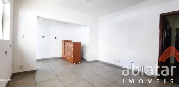 Casa Comercial com 1 Quarto para venda ou aluguel, 185m² no Jardim Maria Rosa, Taboão da Serra