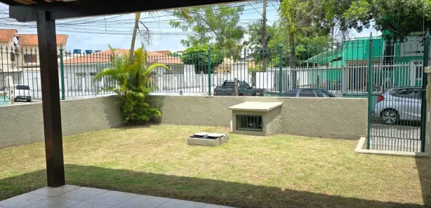 Casa com 2 Quartos para alugar, 90m² no Novo Rio das Ostras, Rio das Ostras