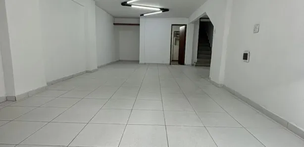 Loja / Salão / Ponto Comercial para alugar, 45m² no Olaria, Nova Friburgo