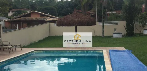 Fazenda / Sítio / Chácara com 3 Quartos à venda, 270m² no , Igaratá