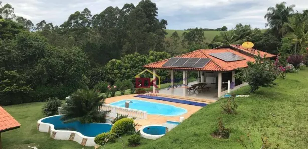 Fazenda / Sítio / Chácara com 8 Quartos para venda ou aluguel, 300m² no São Luiz do Paraitinga, São Luiz do Paraitinga