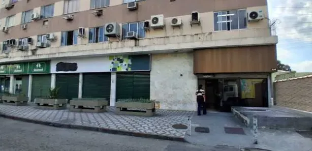 Loja / Salão / Ponto Comercial à venda, 30m² no Centro, Nova Iguaçu