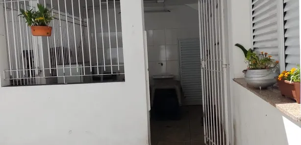 Casa Comercial para venda ou aluguel, 227m² no Jardim Maria Rosa, Taboão da Serra