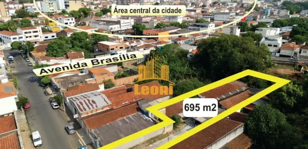 Galpão / Depósito / Armazém à venda, 696m² no São Lázaro, São João da Boa Vista