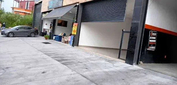 Loja / Salão / Ponto Comercial para alugar, 71m² no Jardim Itamarati, Poá