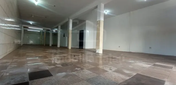 Loja / Salão / Ponto Comercial à venda, 210m² no Chácara Braz Miraglia, Jaú