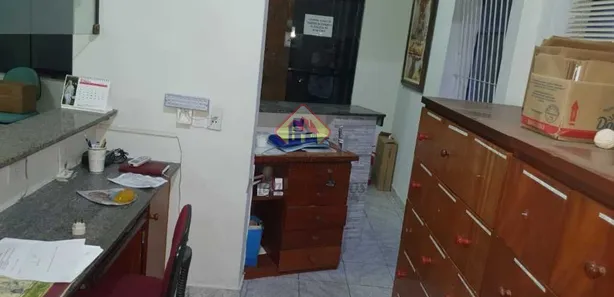 Loja / Salão / Ponto Comercial com 1 Quarto para venda ou aluguel, 226m² no Centro, Taubaté