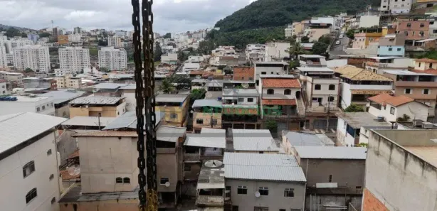 Casa com 3 Quartos à venda, 401m² no Democrata, Juiz de Fora