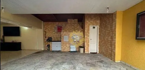 Casa com 5 Quartos para alugar, 426m² no Juvevê, Curitiba
