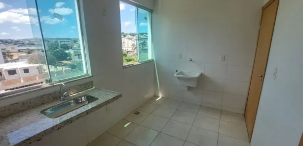 Apartamento com 2 Quartos à venda, 60m² no Cabral, Contagem