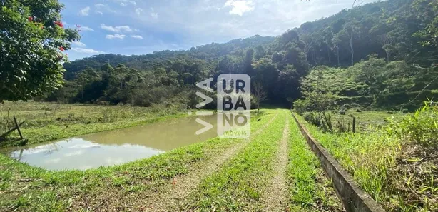 Fazenda / Sítio / Chácara com 2 Quartos à venda, 48400m² no Arrozal, Piraí