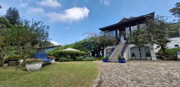 Casa com 3 Quartos à venda, 700m² no Independência, Petrópolis