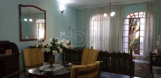 Conjunto Comercial / Sala com 3 Quartos para alugar, 269m² no Centro, Araraquara