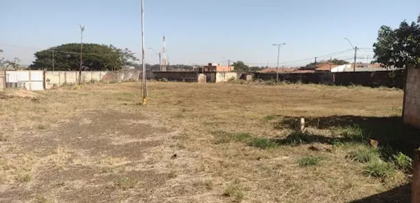 Galpão / Depósito / Armazém à venda, 723m² no Jardim Universal, Araraquara