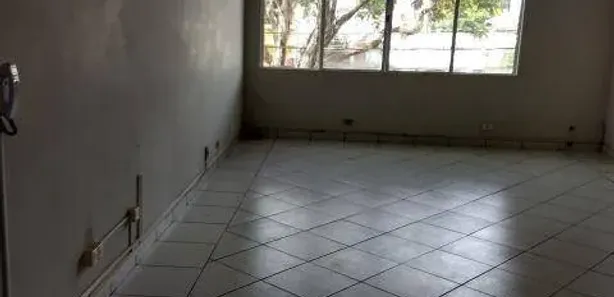 Conjunto Comercial / Sala para alugar, 60m² no Zona 01, Maringá