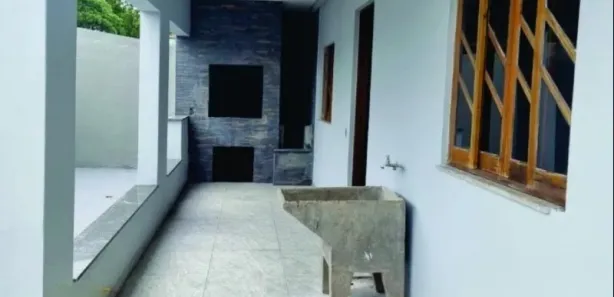 Sobrado com 3 Quartos à venda, 160m² no Conjunto Habitacional Monsenhor Francisco Gorski, Campo Largo