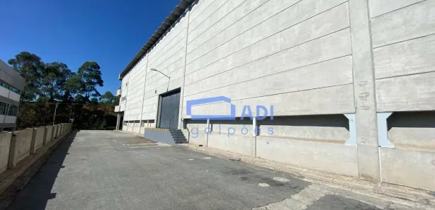 Galpão / Depósito / Armazém para venda ou aluguel, 3712m² no Tamboré, Santana de Parnaíba