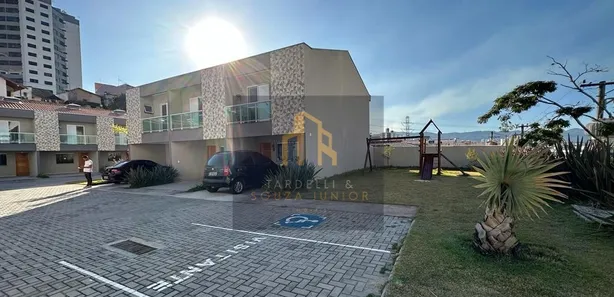 Casa com 3 Quartos para venda ou aluguel, 94m² no Parque Santana, Mogi das Cruzes