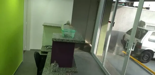 Conjunto Comercial / Sala para alugar, 16m² no Região Central, Caieiras