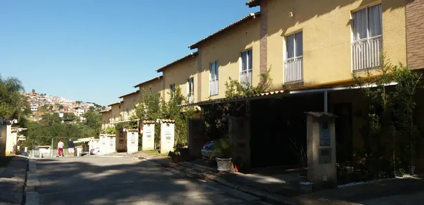 Sobrado com 2 Quartos à venda, 125m² no Jardim Waldez, Mairinque