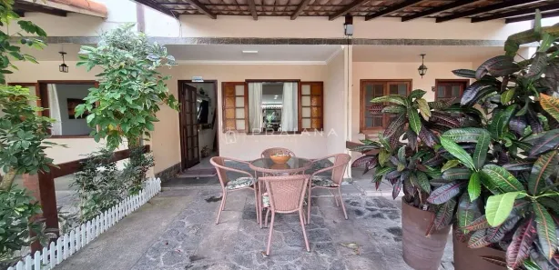 Casa de Condomínio com 3 Quartos à venda, 100m² no Praia Grande, Arraial do Cabo