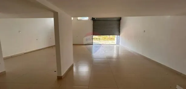 Galpão / Depósito / Armazém para alugar, 130m² no Condomínio Villa Verde Bragança, Bragança Paulista
