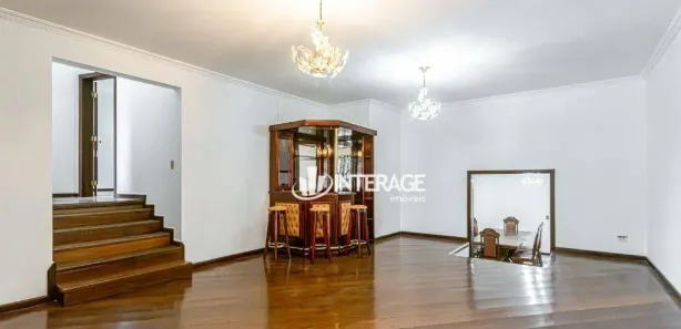 Casa com 4 Quartos para alugar, 420m² no Boa Vista, Curitiba