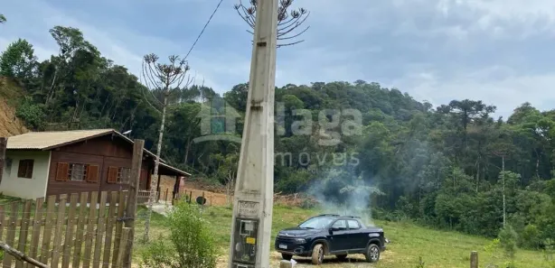 Fazenda / Sítio / Chácara com 3 Quartos à venda, 5600m² no , Águas Mornas