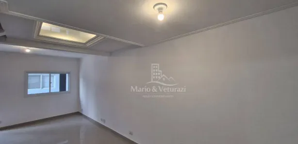 Sobrado com 3 Quartos para venda ou aluguel, 110m² no Jardim Las Palmas, Guarujá