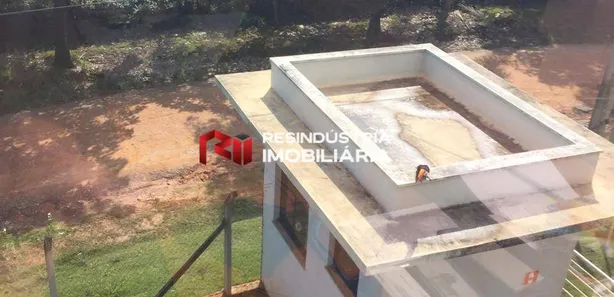 Galpão / Depósito / Armazém à venda, 2400m² no , Araçariguama
