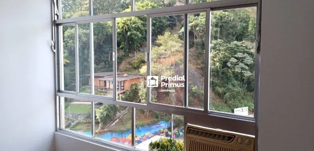 Conjunto Comercial / Sala para alugar, 52m² no Centro, Nova Friburgo
