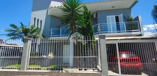 Casa com 4 Quartos à venda, 200m² no Niterói, Canoas