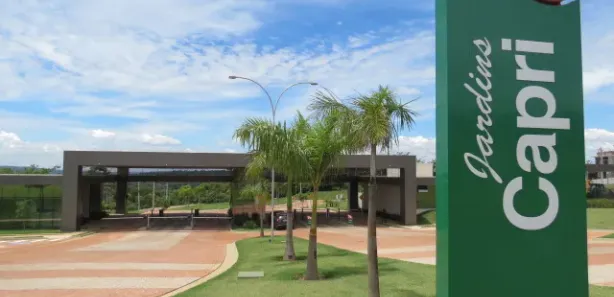 Sobrado com 3 Quartos à venda, 241m² no Jardins Capri, Senador Canedo