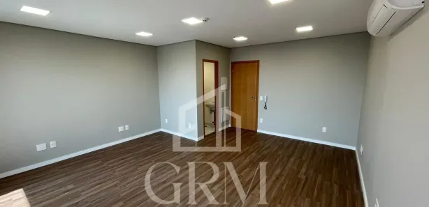 Conjunto Comercial / Sala para alugar, 33m² no Lapa, São Paulo