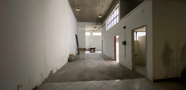 Galpão / Depósito / Armazém para alugar, 128m² no Paquetá, Santos