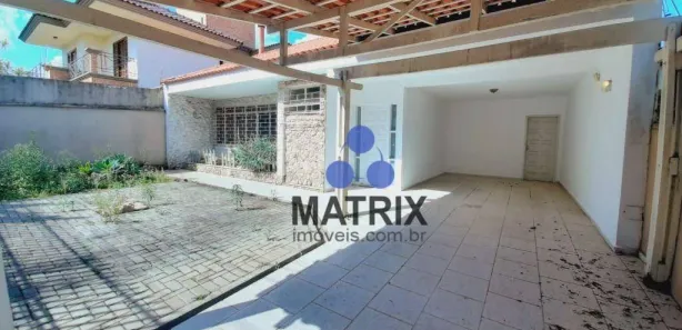 Casa com 3 Quartos para alugar, 244m² no Jardim Social, Curitiba