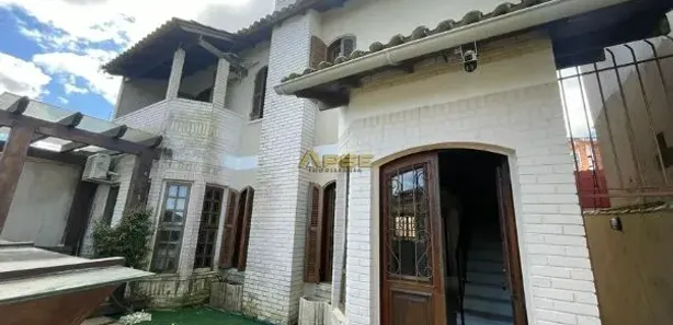 Sobrado com 3 Quartos à venda, 140m² no Nossa Senhora das Graças, Canoas