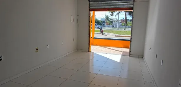 Loja / Salão / Ponto Comercial para alugar, 55m² no Unamar (Tamoios), Cabo Frio