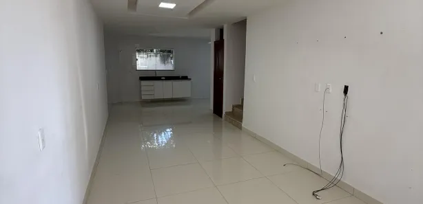 Casa de Condomínio com 3 Quartos para venda ou aluguel, 120m² no Recreio Ipitanga, Lauro de Freitas