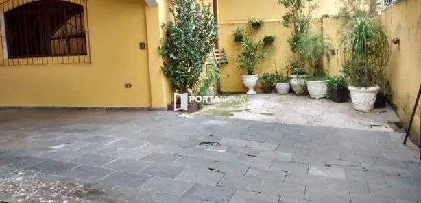 Casa com 4 Quartos à venda, 256m² no Parque Paraíso, Itapecerica da Serra
