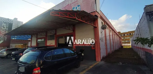 Galpão / Depósito / Armazém à venda, 800m² no São João, Itajaí