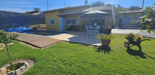 Fazenda / Sítio / Chácara com 2 Quartos à venda, 800m² no , Mairinque