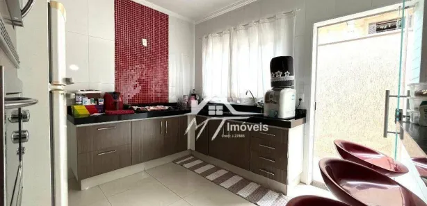 Sobrado com 3 Quartos à venda, 137m² no Jardim Consteca, Sumaré
