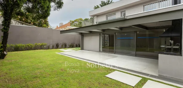 Casa com 4 Quartos para venda ou aluguel, 371m² no Alto de Pinheiros, São Paulo