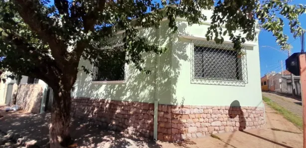 Casa com 3 Quartos para venda ou aluguel, 120m² no Centro, Araraquara